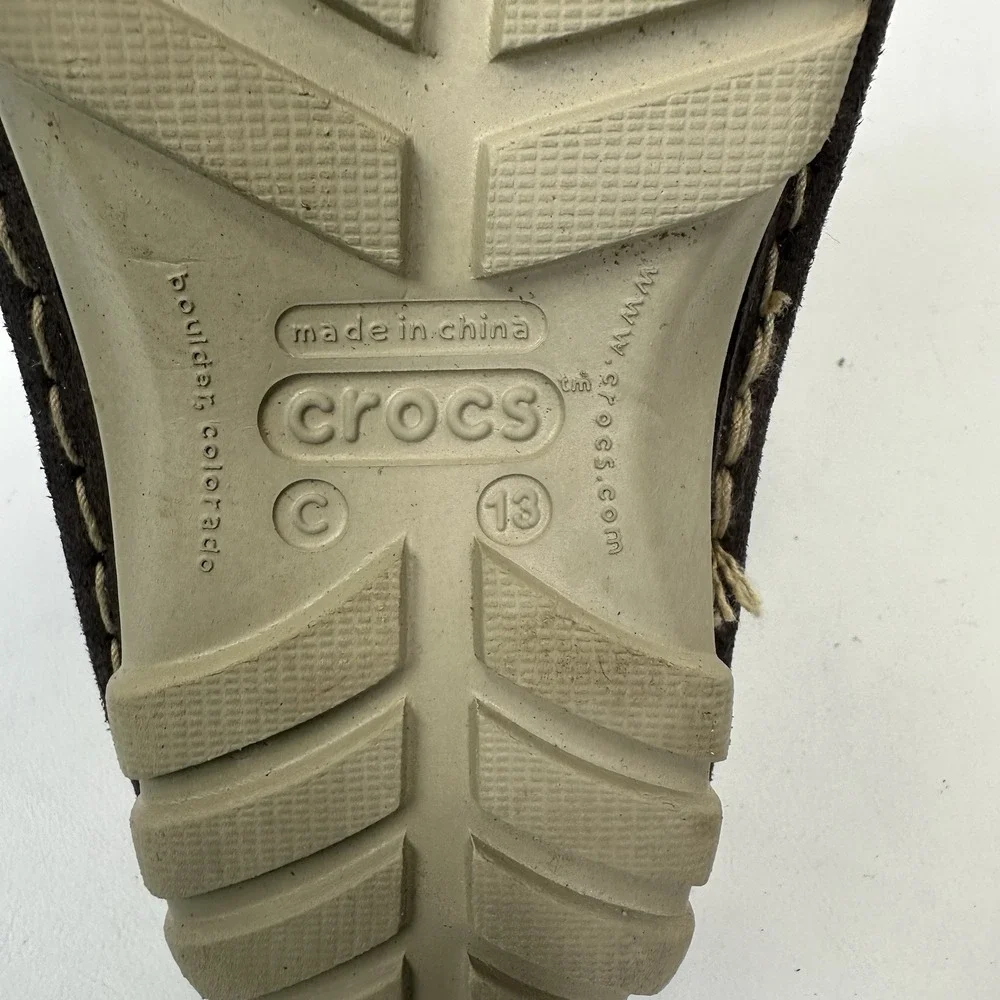 Crocs Kids Winter Boots Size‎ 13 Brown Faux Suede Sherpa Lined Slip On Shoes